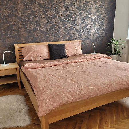 Novy Apartman Eva Jičín エクステリア 写真